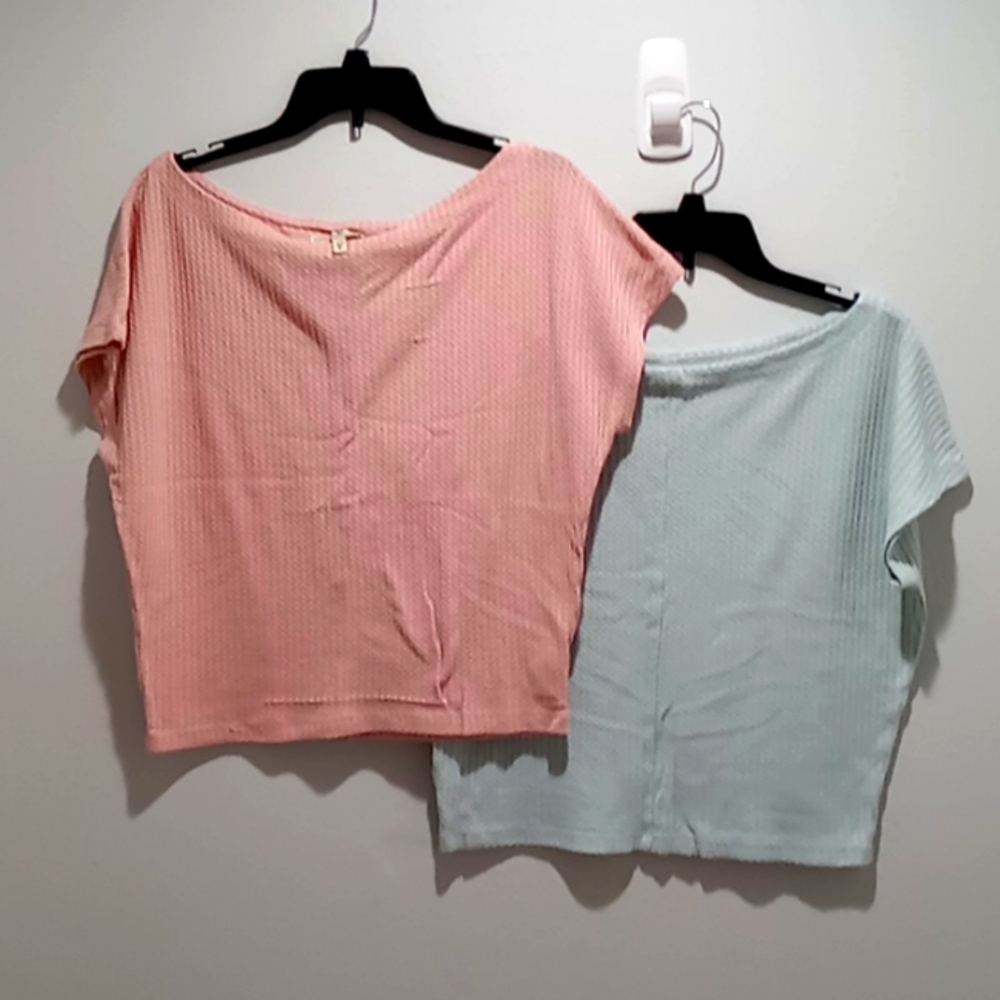 2 boat neck tees